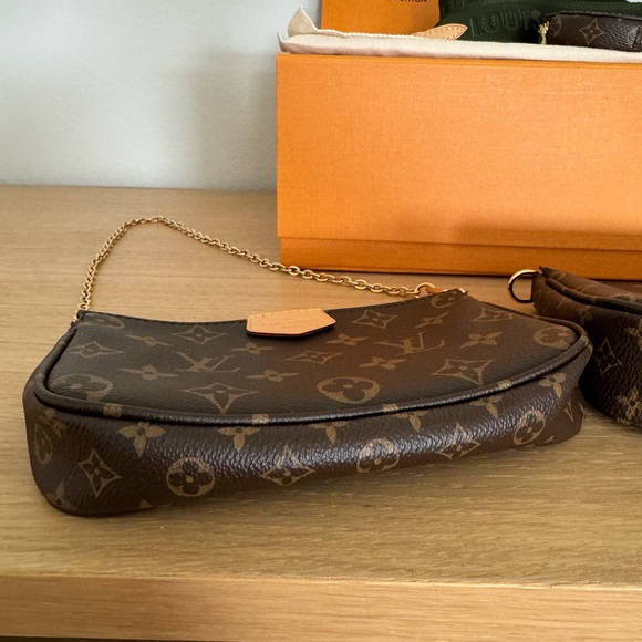 🚫SOLD🚫Louis Vuitton Multi Pouchette - Picture 13 of 16